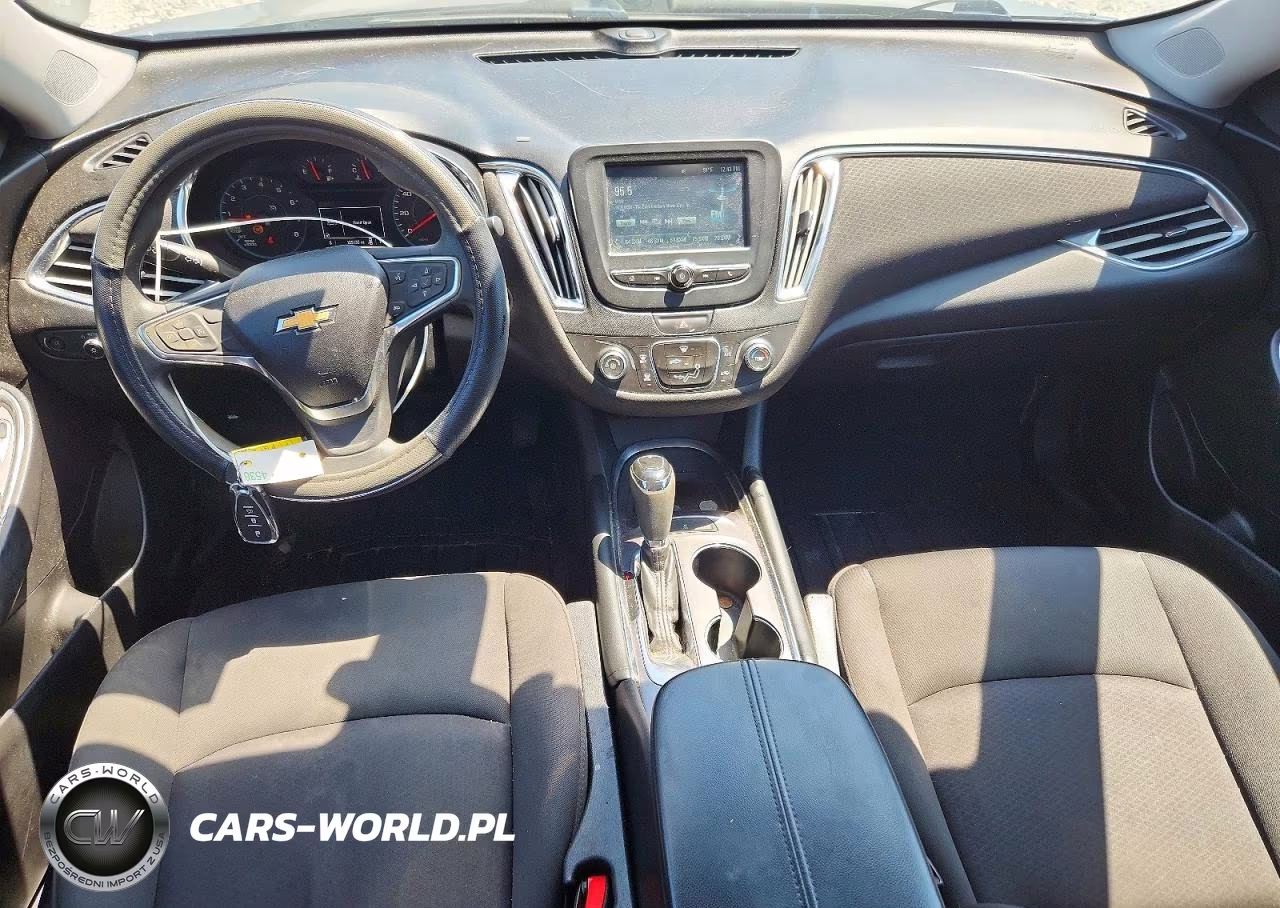 2018 Chevrolet Malibu Lt VIN:1G1ZD5ST8JF267183 - 8