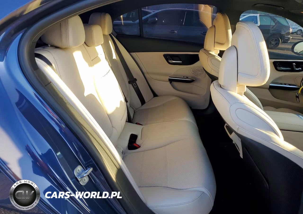 2024 Mercedes-Benz C 300 VIN:W1KAF4GB1RR206640 - 10