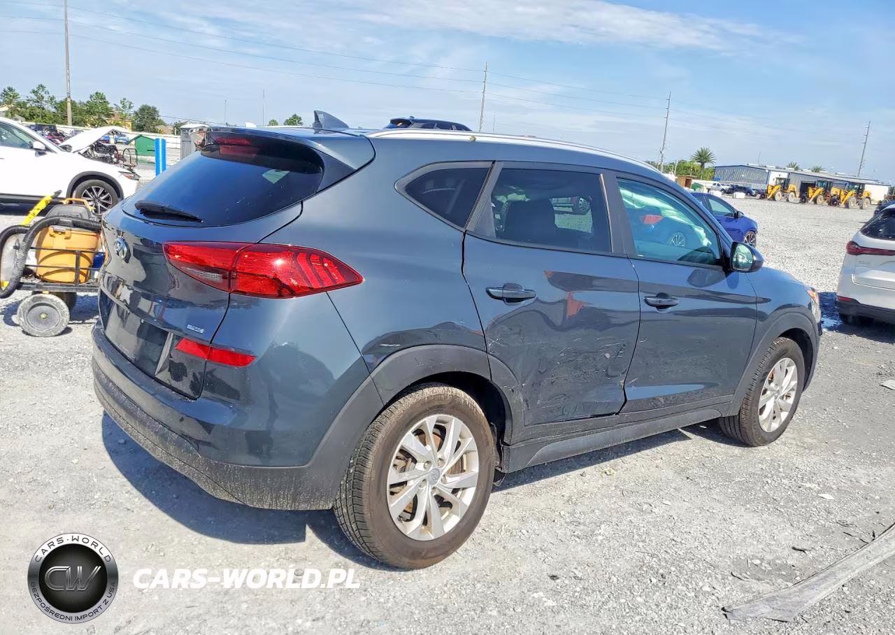 2019 Hyundai Tucson Value VIN:KM8J3CA40KU074167 - 3