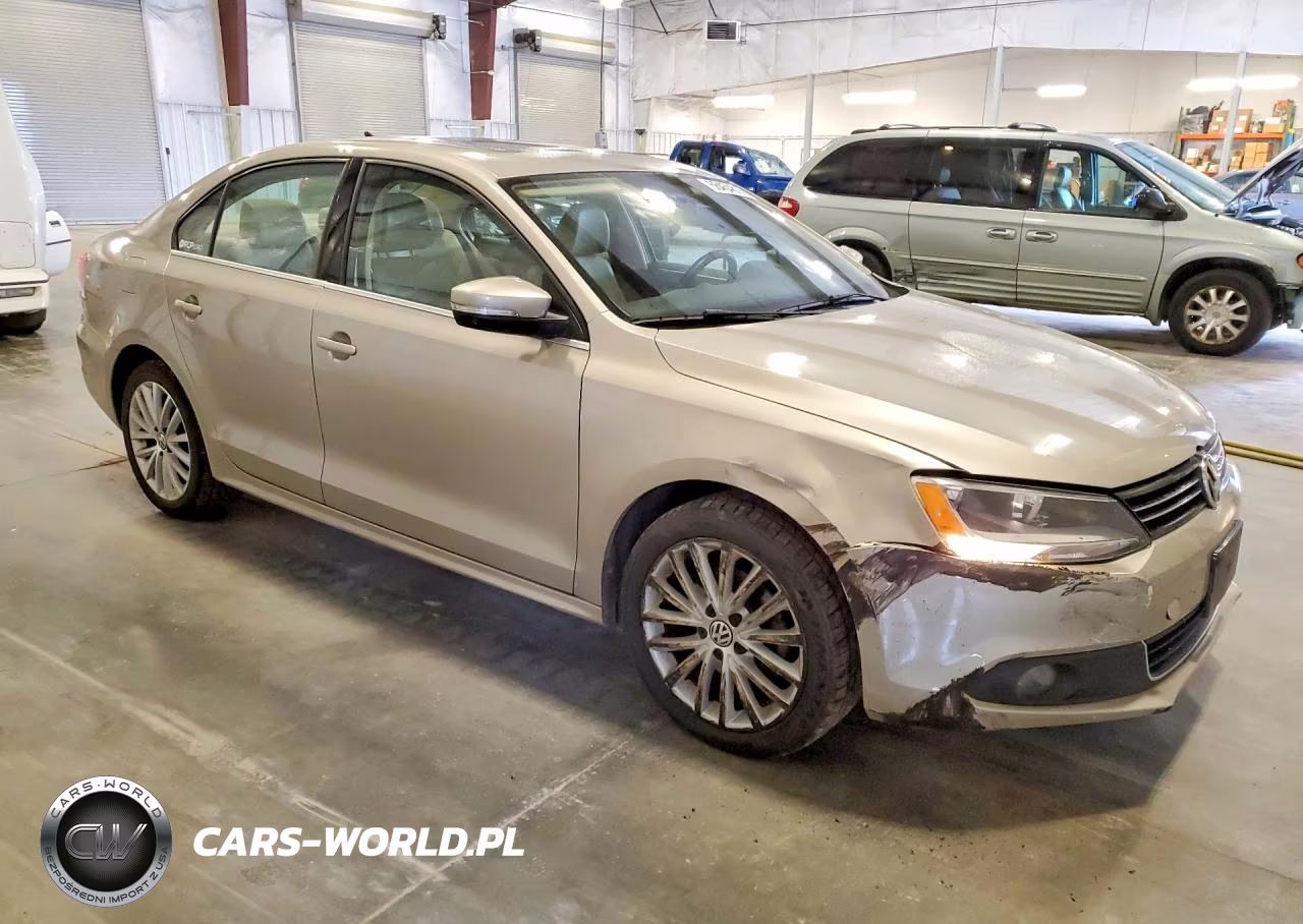 2014 Volkswagen Jetta Tdi VIN:3VW3L7AJ4EM313333 - 4
