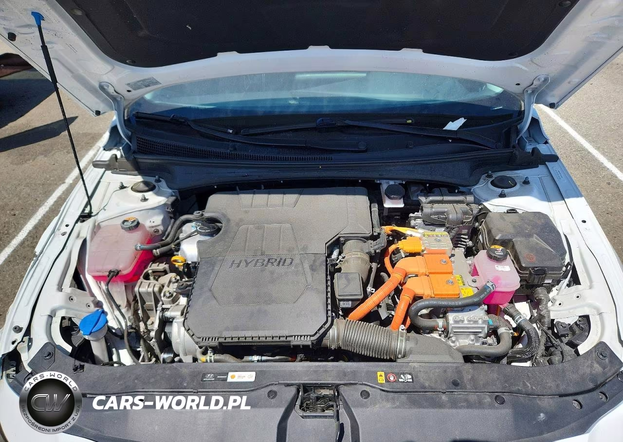 2025 Hyundai Elantra Hybrid Blue VIN:KMHLM4DJ5SU140595 - 11