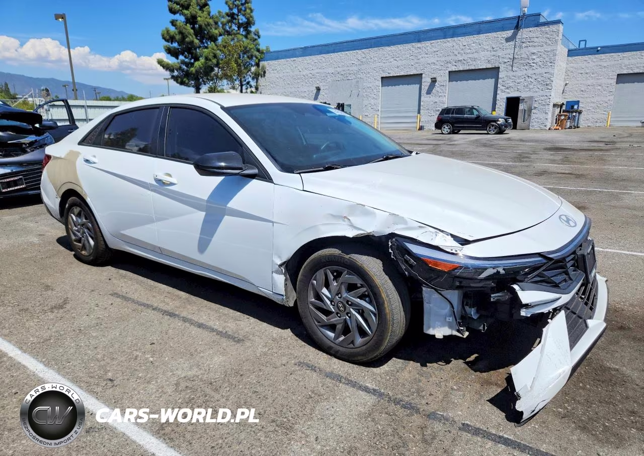 2025 Hyundai Elantra Hybrid Blue VIN:KMHLM4DJ5SU140595 - 4