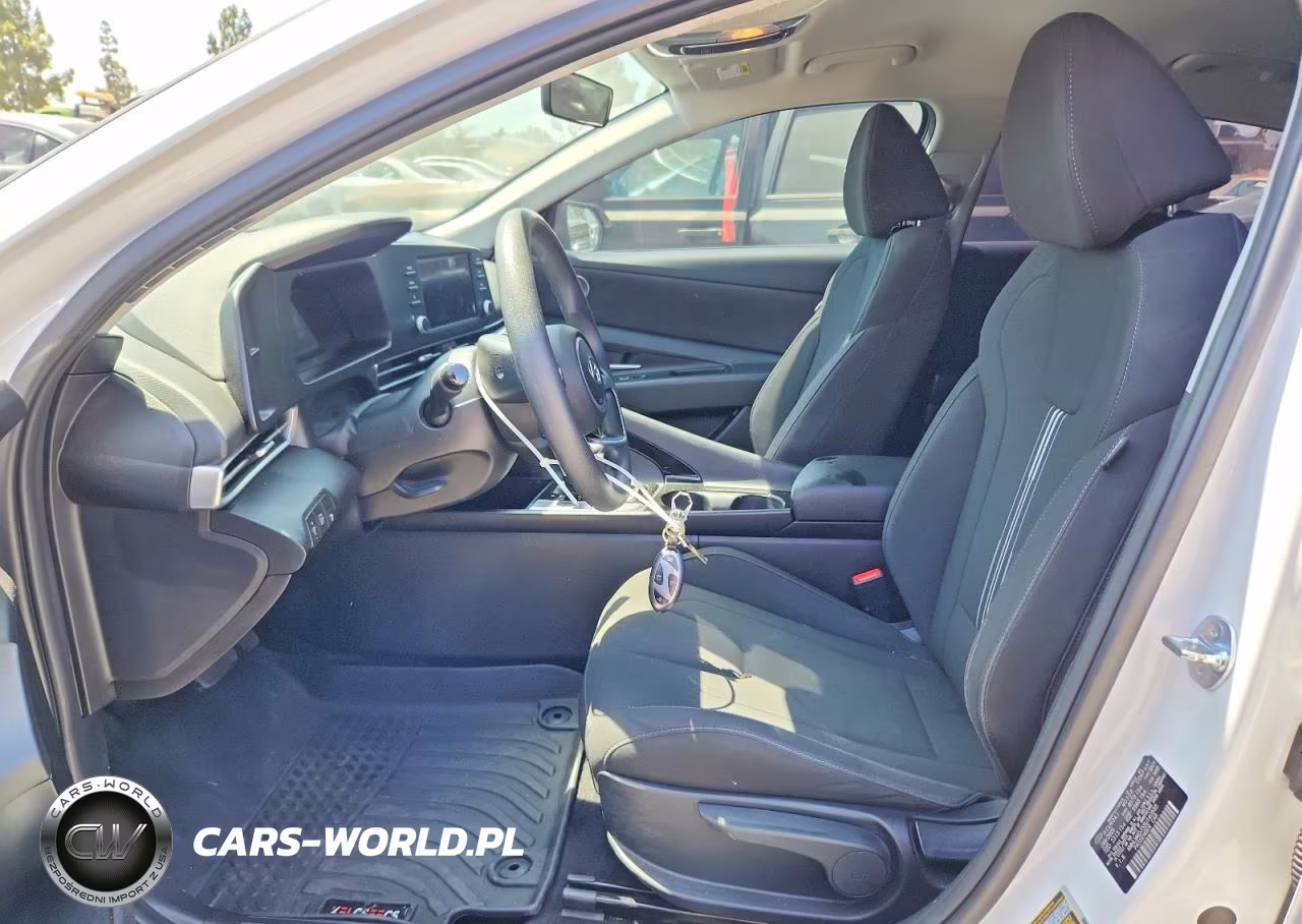 2025 Hyundai Elantra Hybrid Blue VIN:KMHLM4DJ5SU140595 - 7