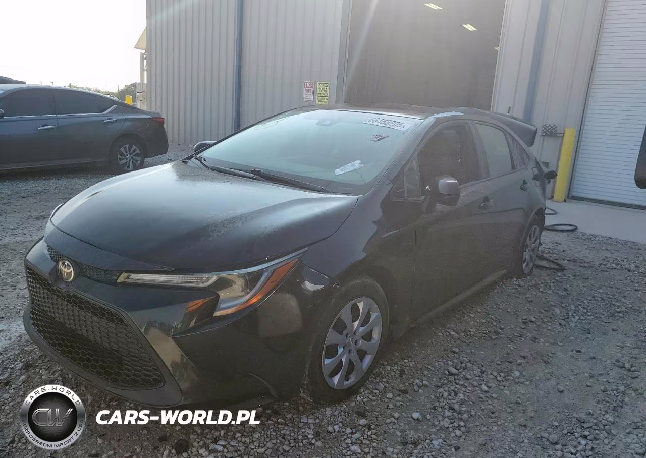 2021 Toyota Corolla Le – zdjęcie 1 z 12