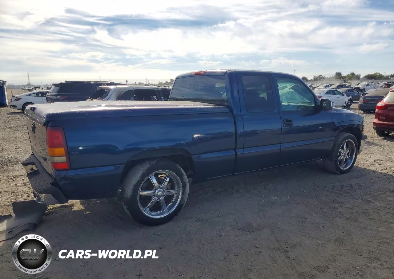 1999 Chevrolet Silverado C1500 VIN:2GCEC19T9X1183624 - 3