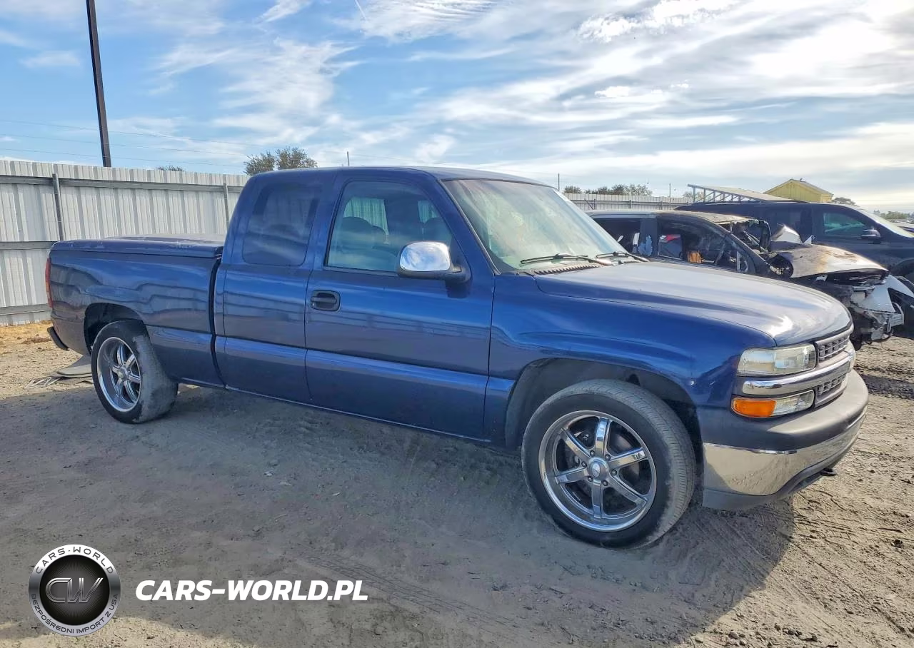 1999 Chevrolet Silverado C1500 VIN:2GCEC19T9X1183624 - 4