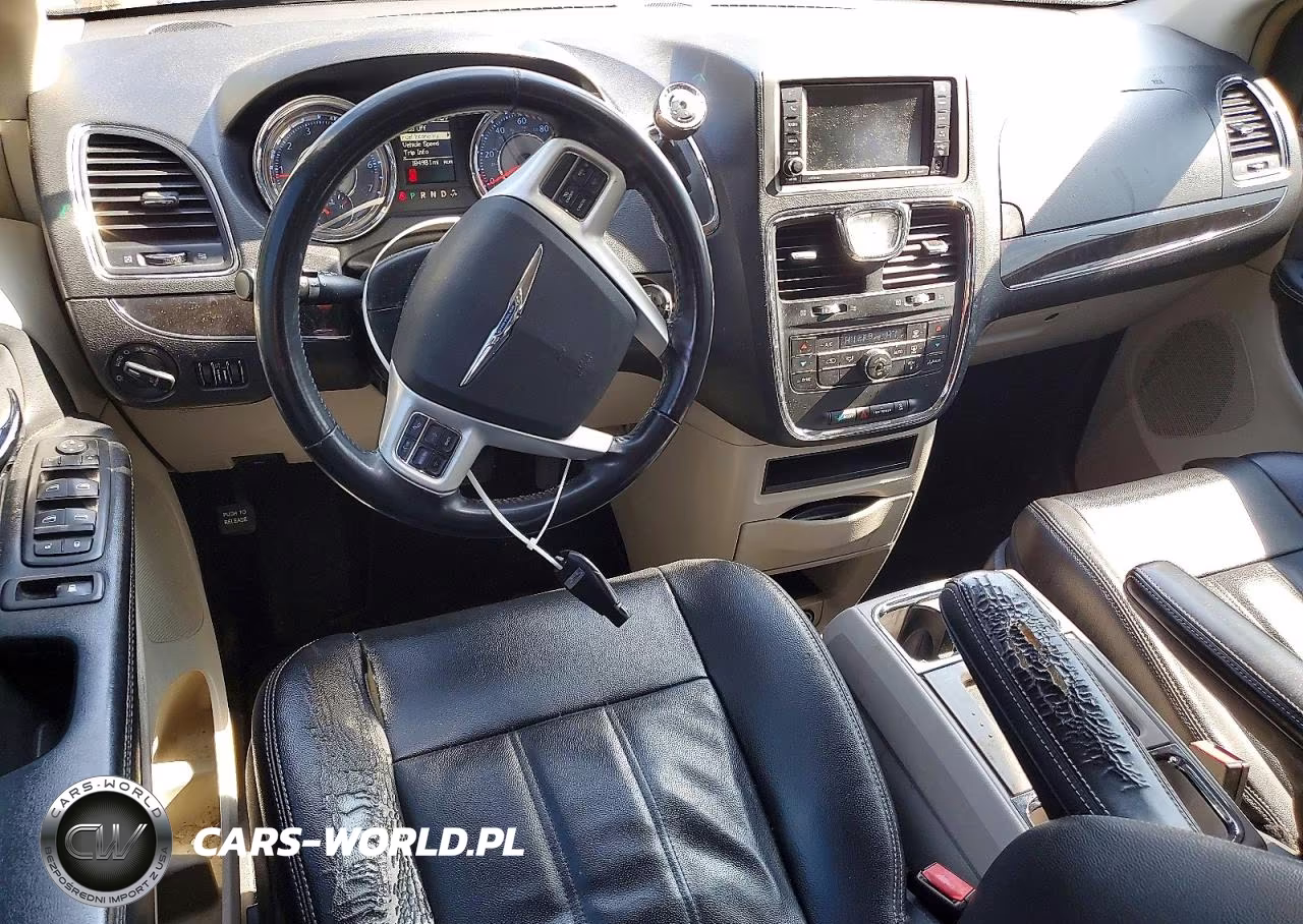 2015 Chrysler Town & Country Touring VIN:2C4RC1BG7FR619790 - 8