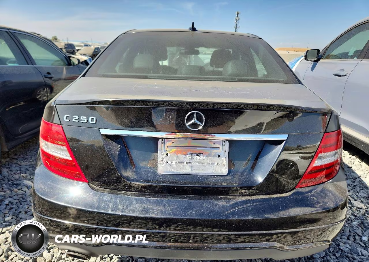 2013 Mercedes-Benz C 250 VIN:WDDGF4HB0DR242790 - 6