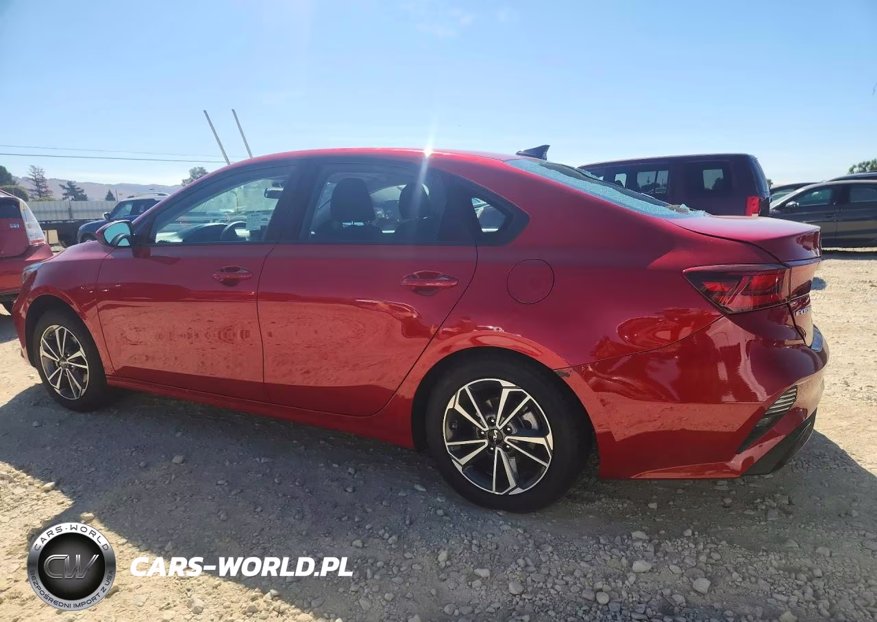 2023 Kia Forte Lxs VIN:3KPF24AD7PE628393 - 2