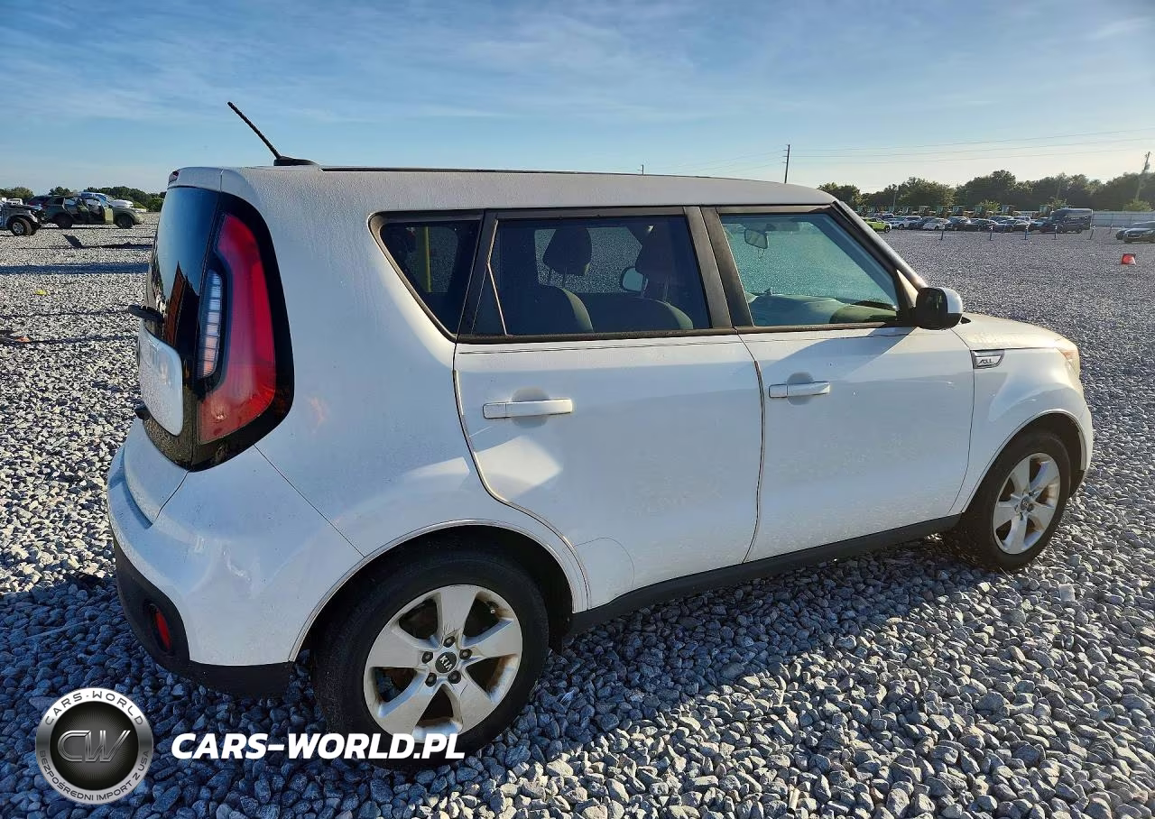 2017 Kia Soul Base VIN:KNDJN2A22H7455002 - 3