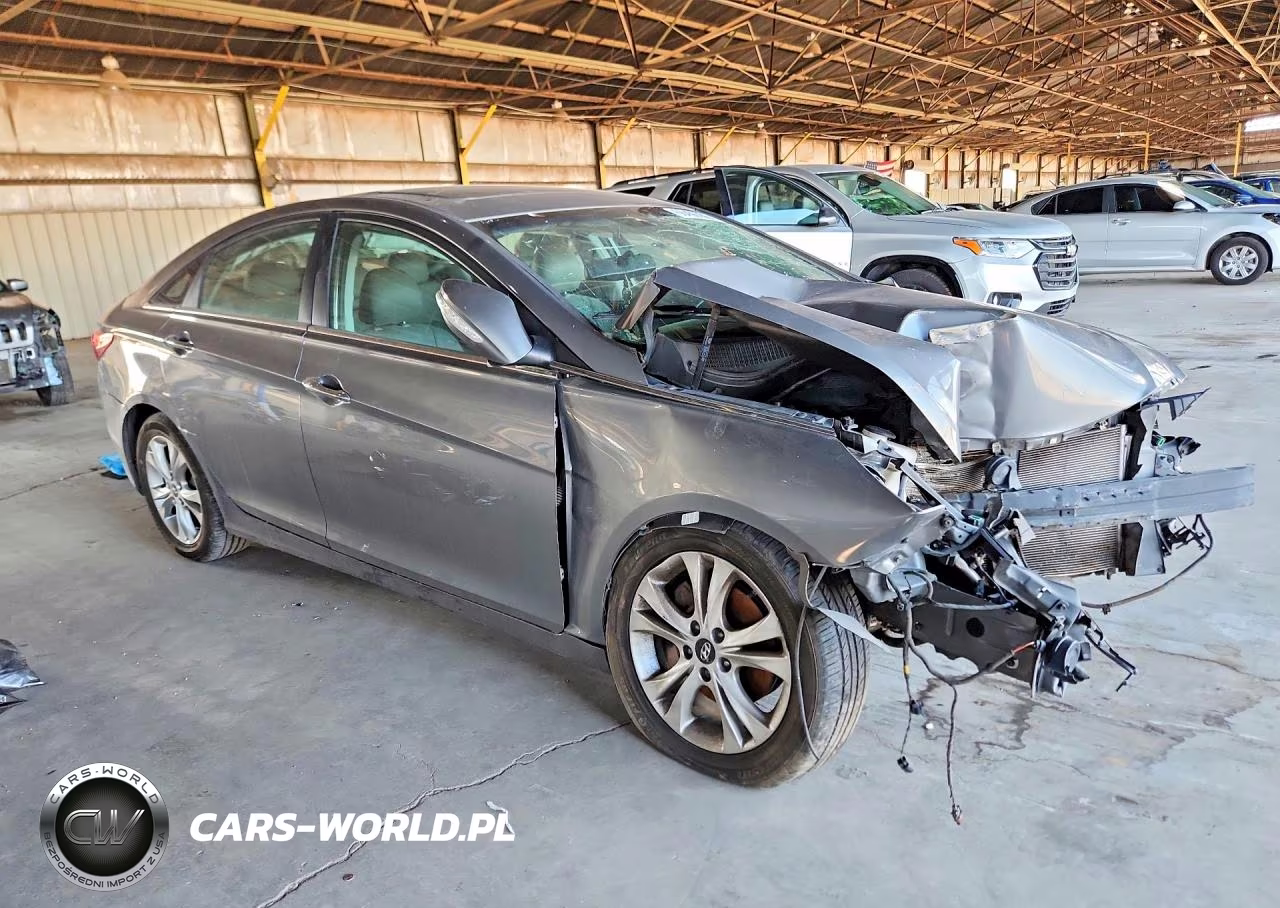 2013 Hyundai Sonata Limited VIN:5NPEC4AC8DH675052 - 4