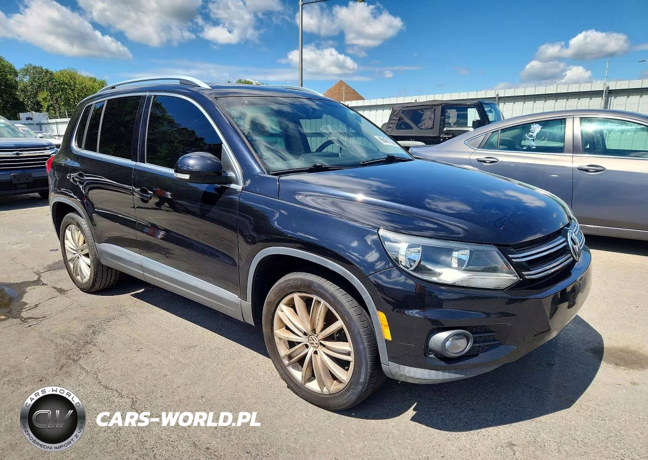 2014 Volkswagen Tiguan S VIN:WVGAV3AX1EW545885 - 4