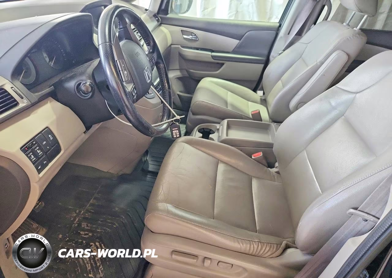 2015 Honda Odyssey Touring VIN:5FNRL5H96FB032492 - 7