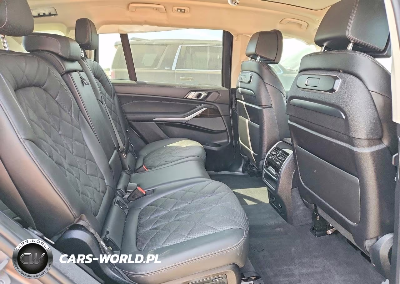 2024 BMW X7 xDrive40I VIN:5UX23EM06R9T89497 - 10