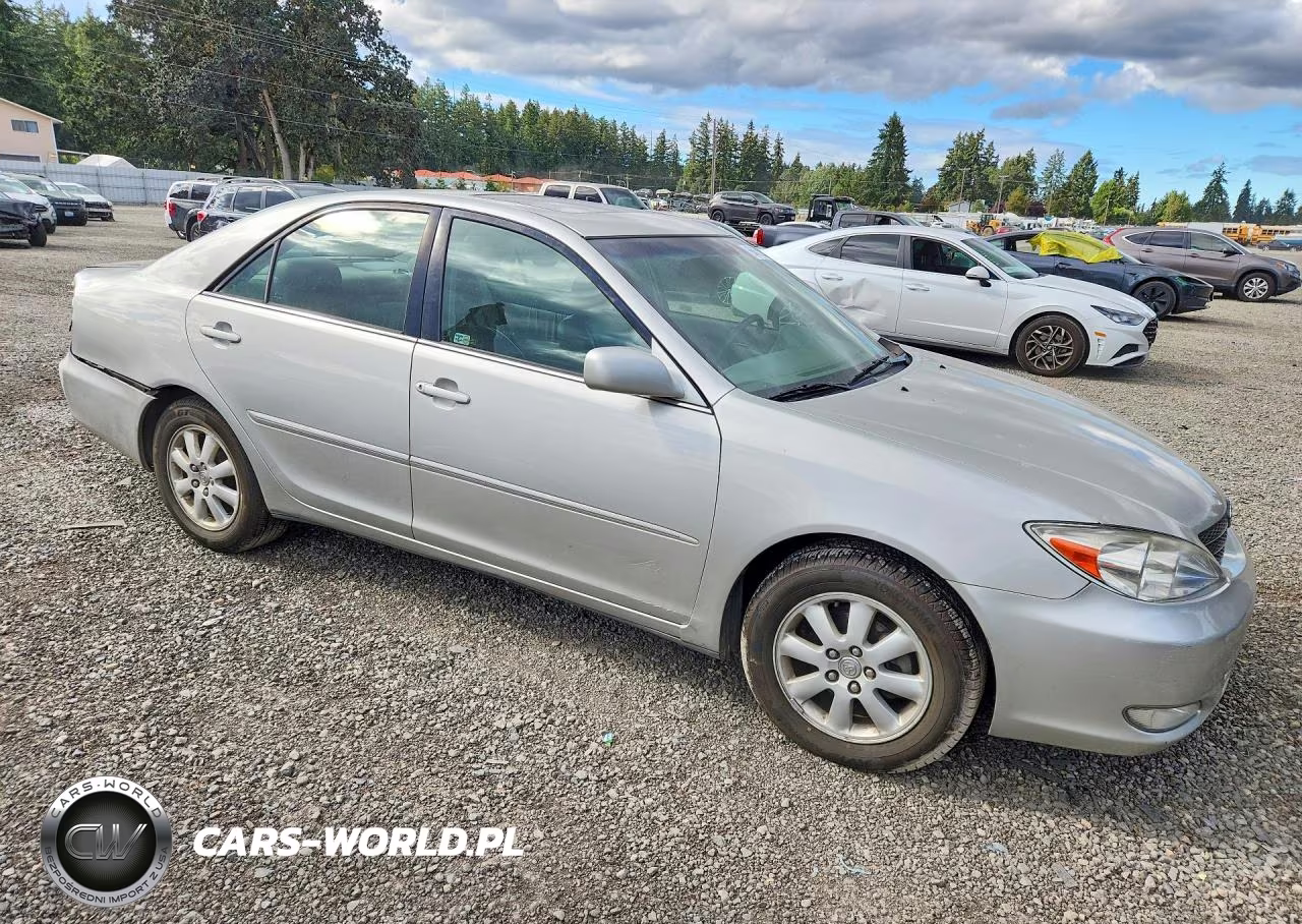 2003 Toyota Camry Xle VIN:4T1BE32K93U771575 - 4