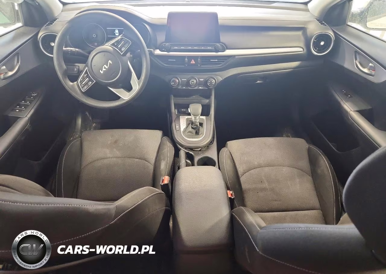 2023 Kia Forte Lxs VIN:3KPF24AD6PE530455 - 8