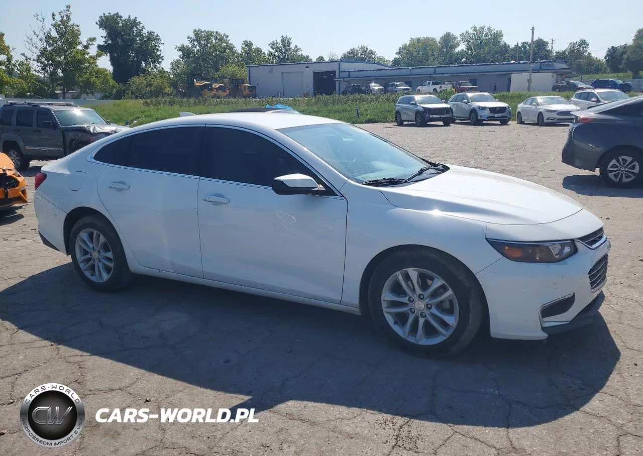 2017 Chevrolet Malibu Ls VIN:1G1ZC5ST9HF243438 - 4