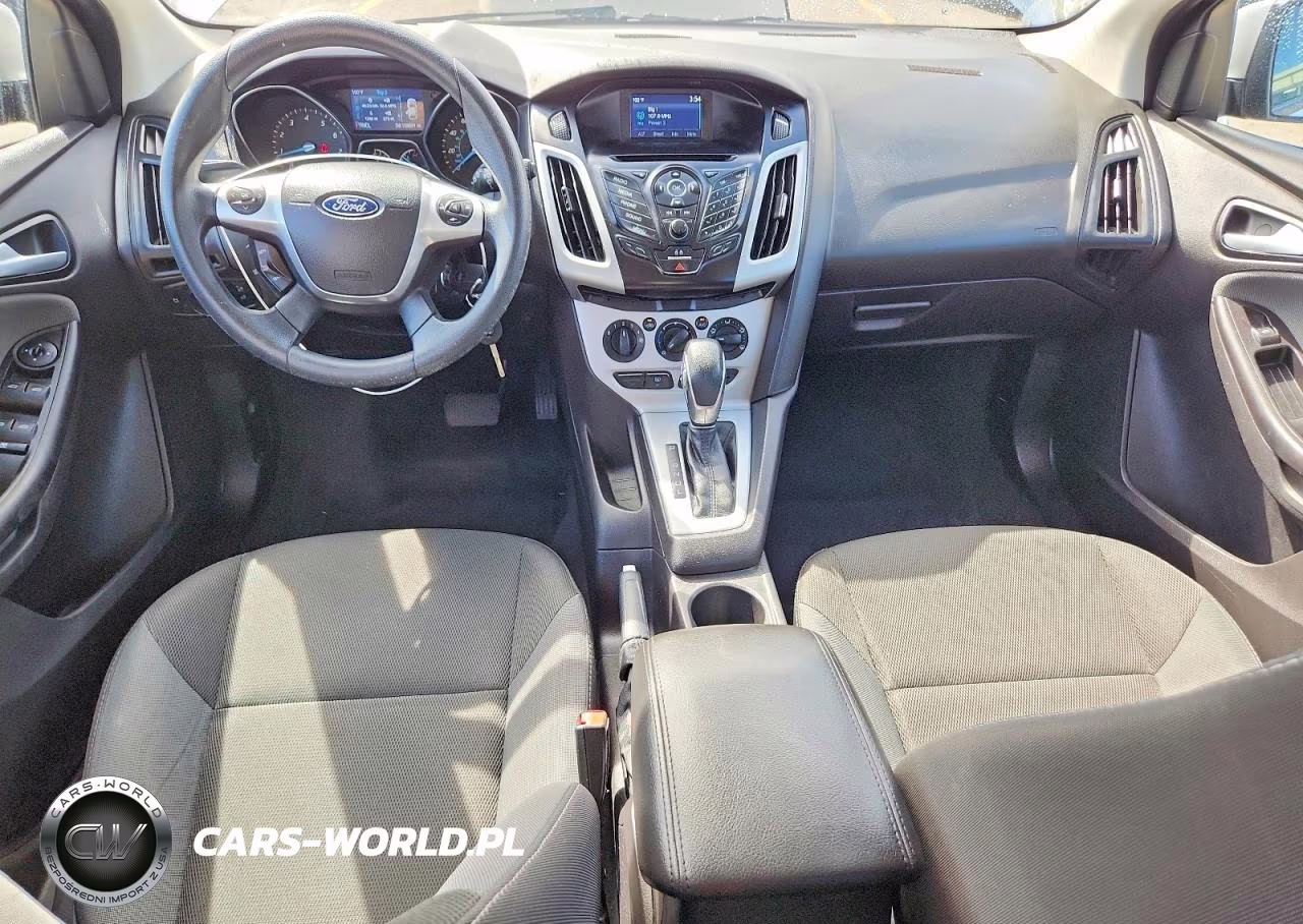 2014 Ford Focus Se VIN:1FADP3K23EL271983 - 8