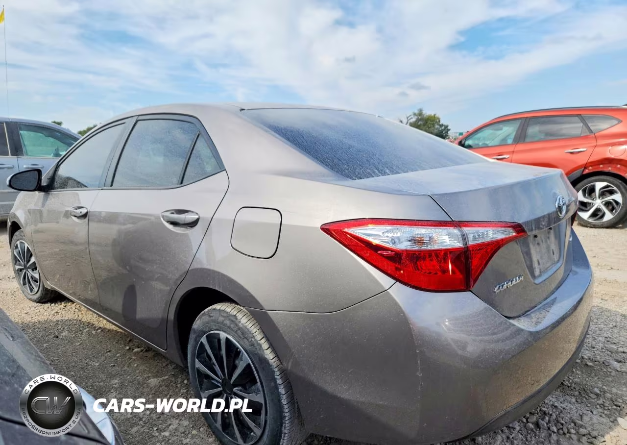 2015 Toyota Corolla Le VIN:5YFBURHE7FP238475 - 2