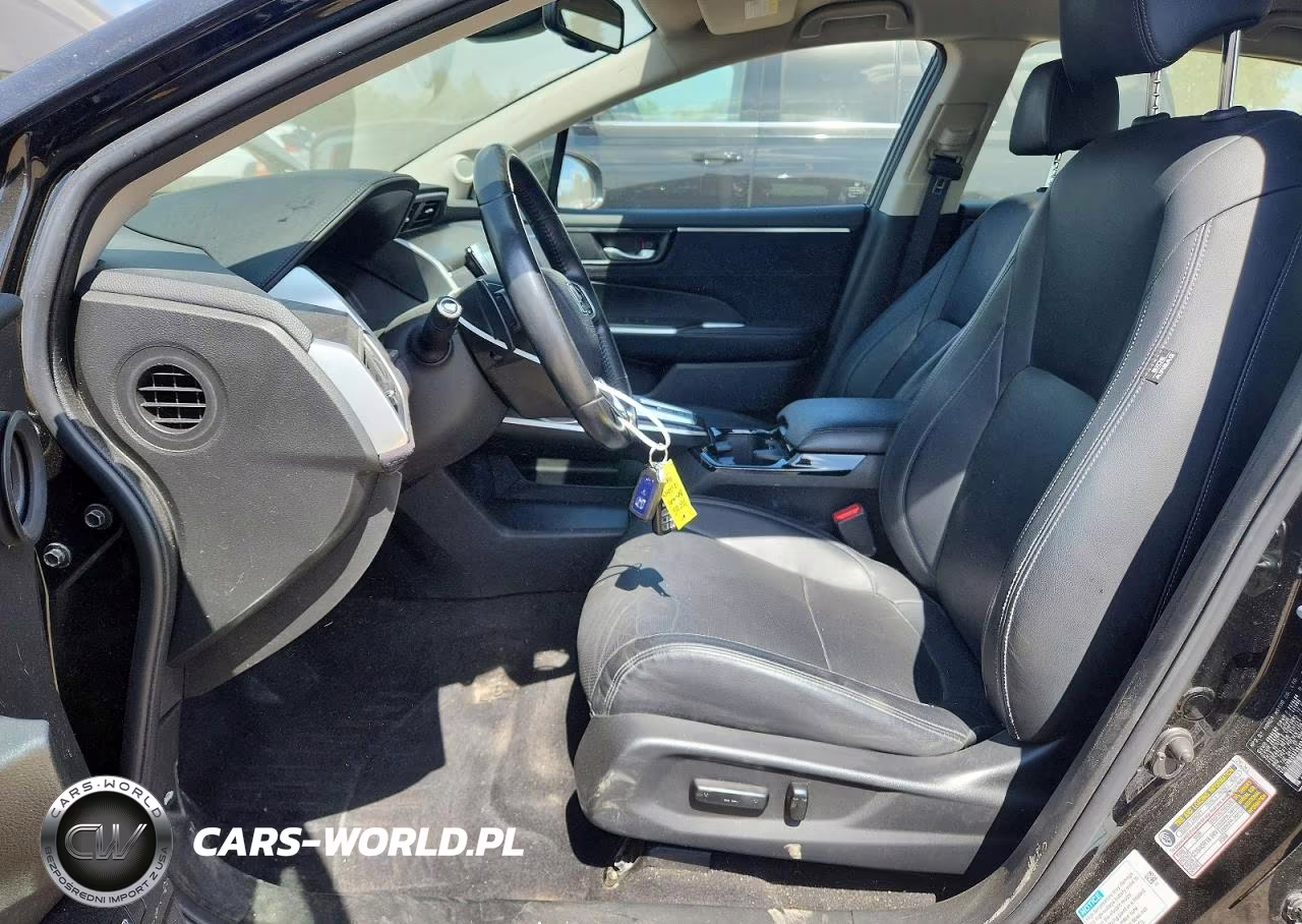 2018 Honda Clarity Touring VIN:JHMZC5F35JC000930 - 7