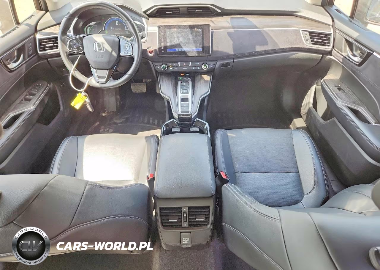 2018 Honda Clarity Touring VIN:JHMZC5F35JC000930 - 8