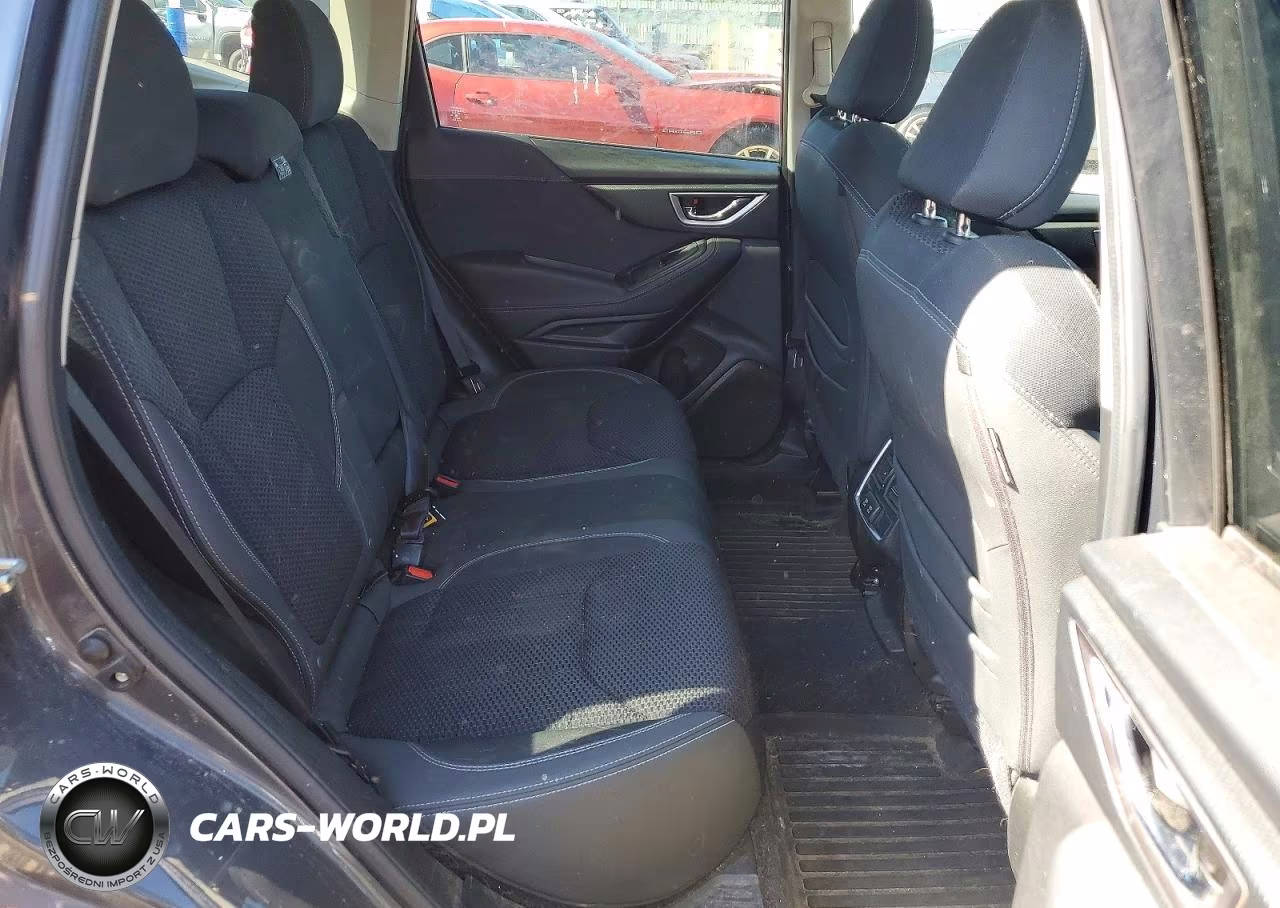 2021 Subaru Forester Premium VIN:JF2SKAJCXMH413344 - 11