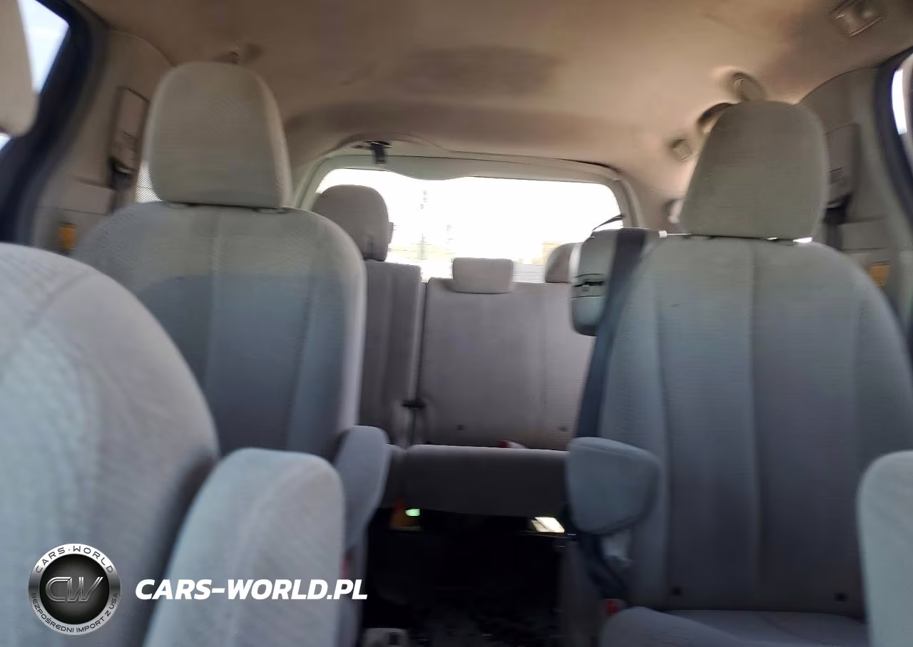 2011 Toyota Sienna Le VIN:5TDKK3DC5BS128999 - 10
