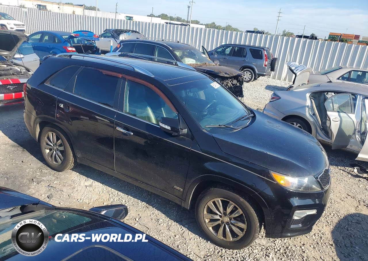 2012 Kia Sorento Sx VIN:5XYKWDA29CG285858 - 4