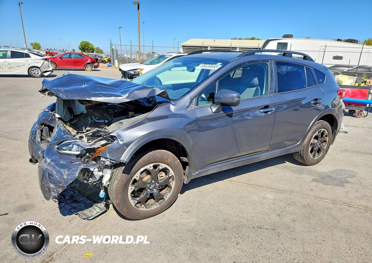 2022 Subaru Crosstrek Premium VIN:JF2GTAPCXN8241697 - 1