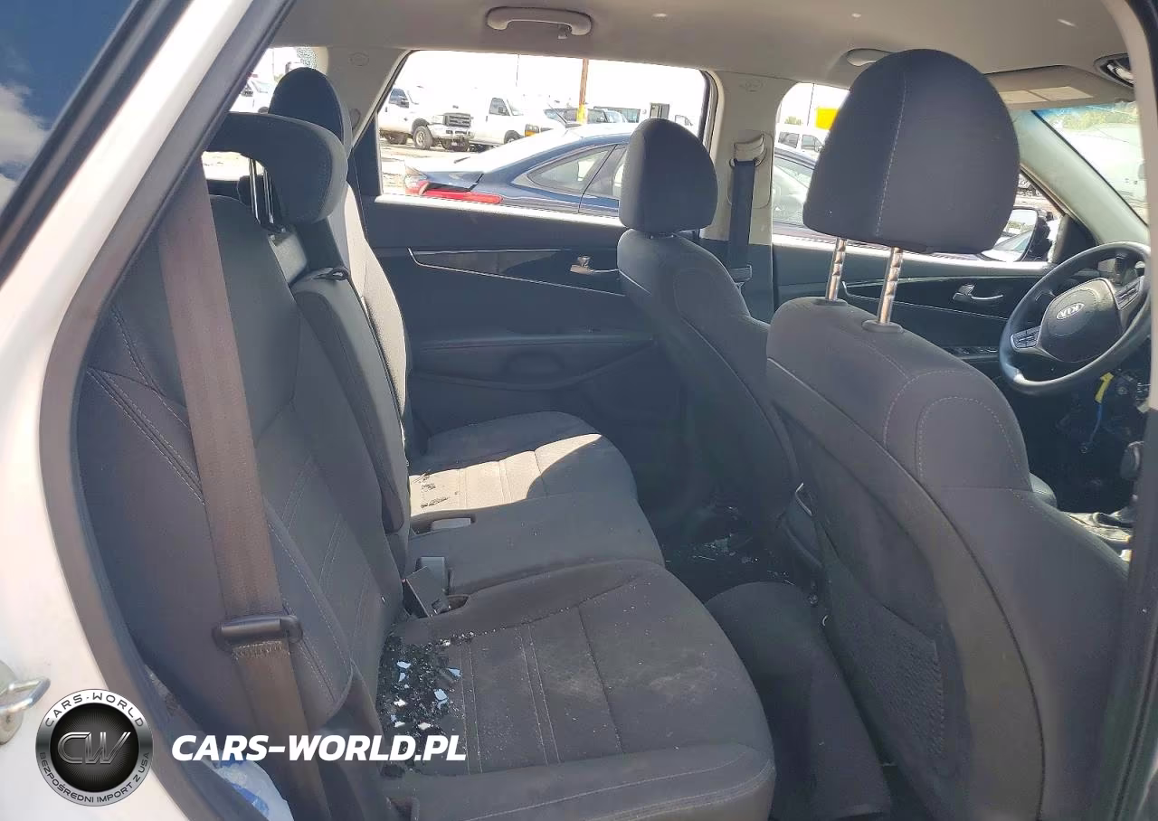 2020 Kia Sorento Lx VIN:5XYPG4A33LG686754 - 11