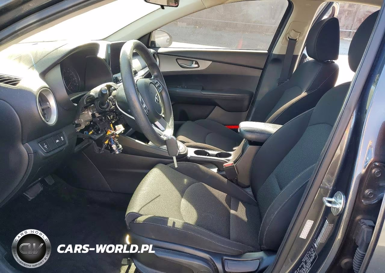 2021 Kia Forte Lxs VIN:3KPF24AD5ME346829 - 7
