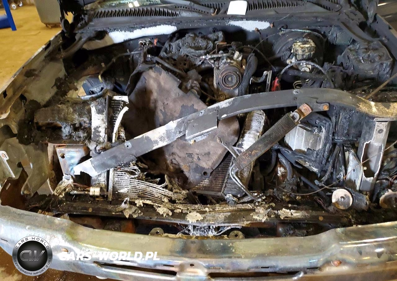 2005 Chevrolet Silverado C1500 VIN:1GCEC14X35Z108660 - 11