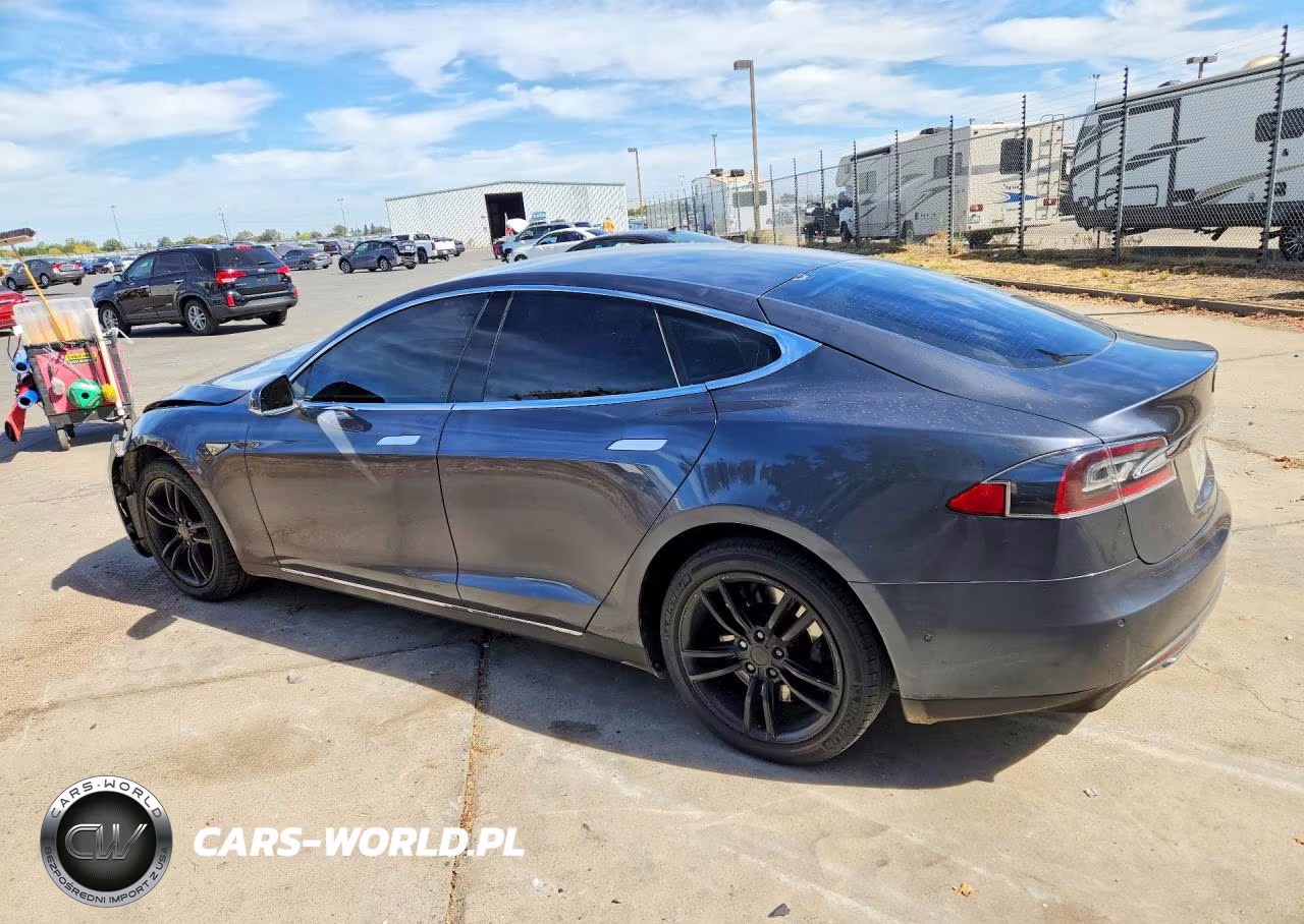 2015 Tesla Model S 85D VIN:5YJSA1H28FFP73309 - 2