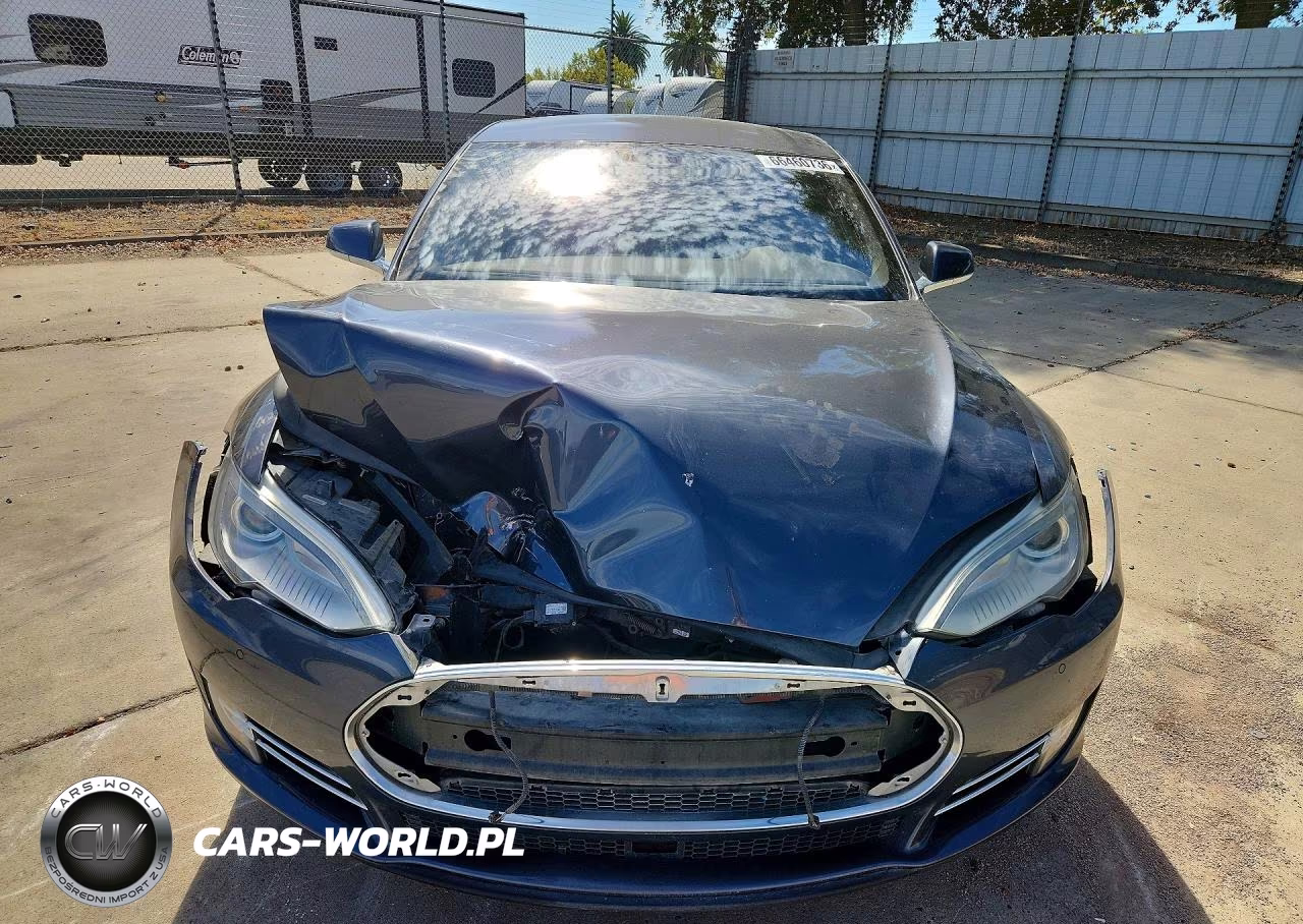 2015 Tesla Model S 85D VIN:5YJSA1H28FFP73309 - 5