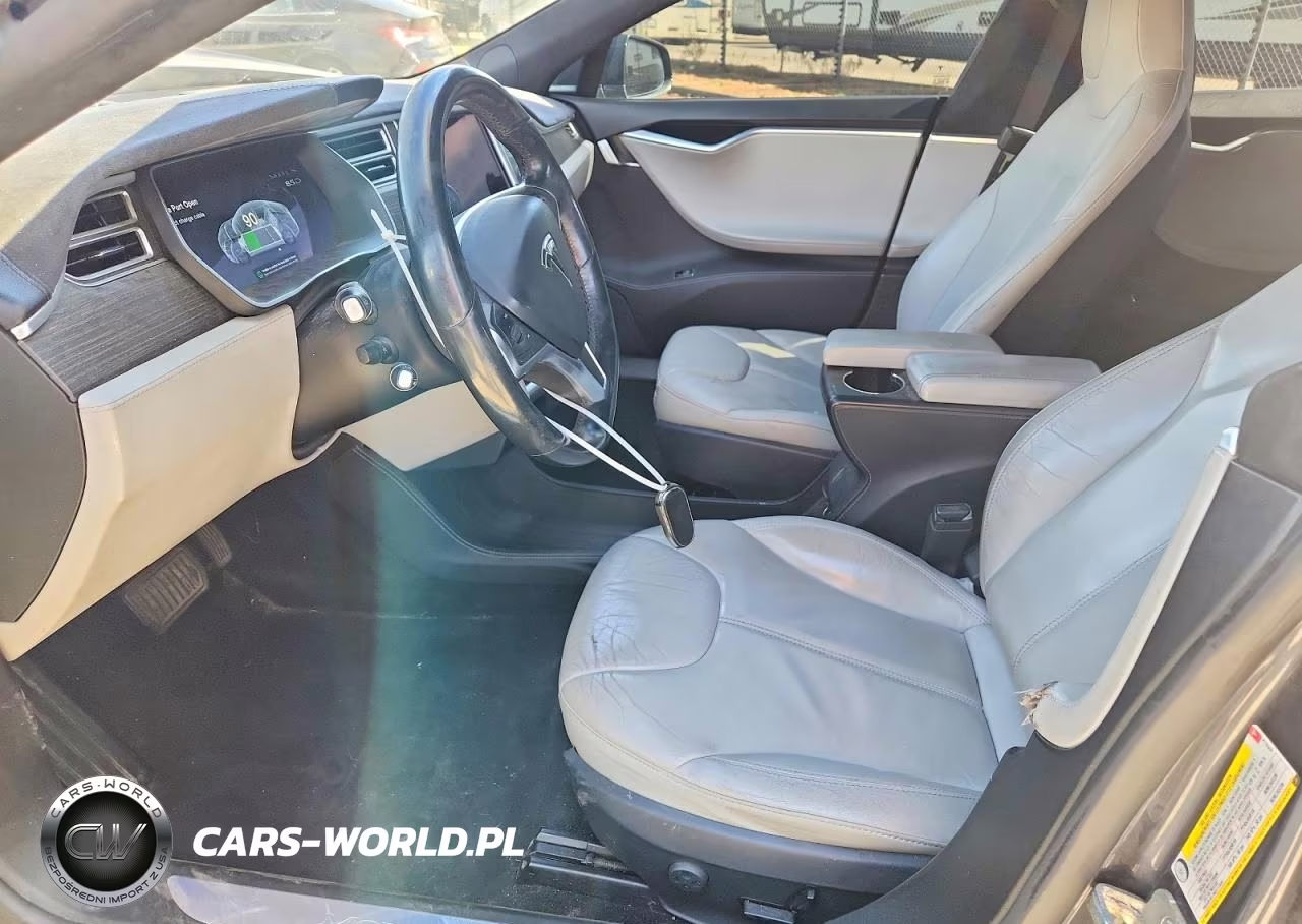 2015 Tesla Model S 85D VIN:5YJSA1H28FFP73309 - 7