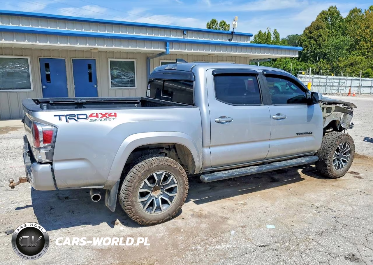2020 Toyota Tacoma Trd Sport VIN:5TFCZ5AN0LX217070 - 3