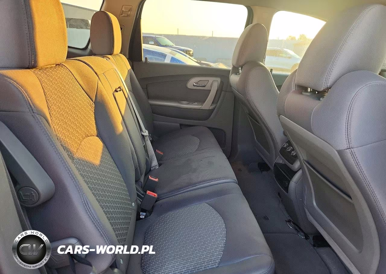 2011 Chevrolet Traverse Ls VIN:1GNKREED7BJ199639 - 11