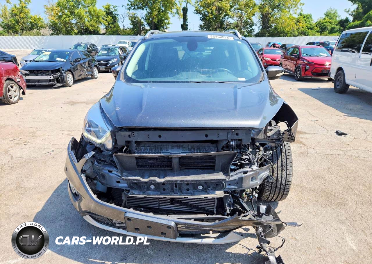 2019 Ford Escape Titanium VIN:1FMCU0J97KUC03473 - 5