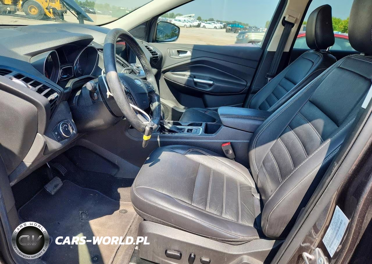 2019 Ford Escape Titanium VIN:1FMCU0J97KUC03473 - 7