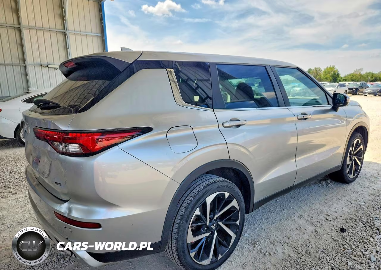 2022 Mitsubishi Outlander Se VIN:JA4J3UA81NZ089792 - 3