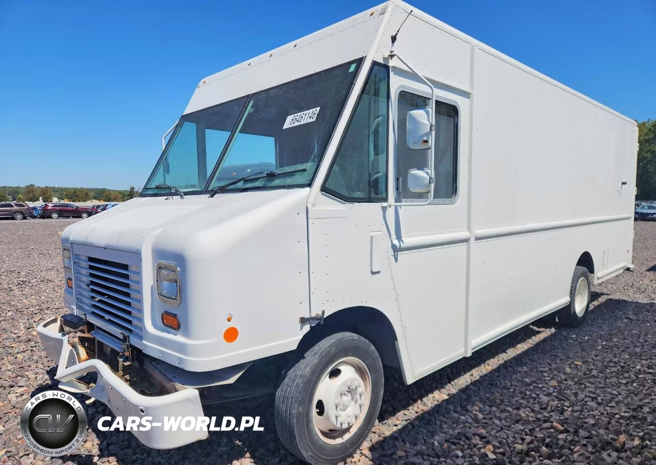 2013 Ford F59 Delivery Truck
