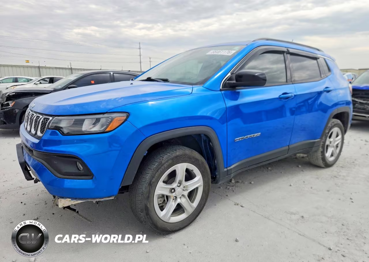 2023 Jeep Compass Latitude – zdjęcie 1 z 13