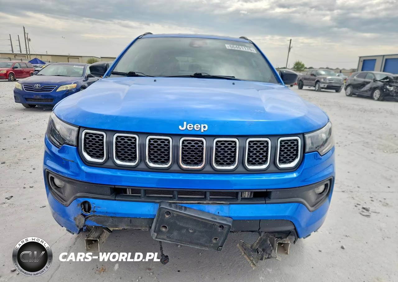2023 Jeep Compass Latitude VIN:3C4NJDBN5PT536829 - 5