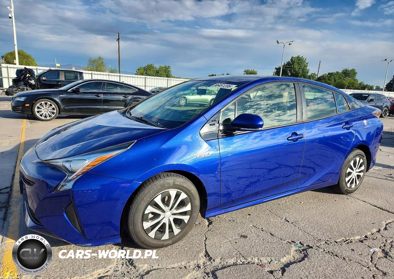 2016 Toyota Prius Two Eco VIN:JTDKARFU9G3521585 - 1
