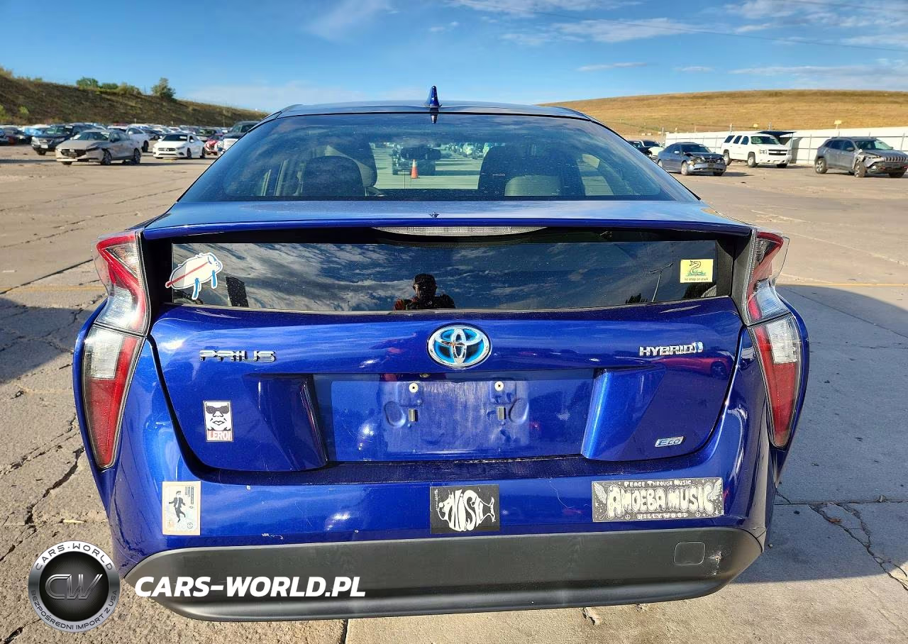 2016 Toyota Prius Two Eco VIN:JTDKARFU9G3521585 - 6
