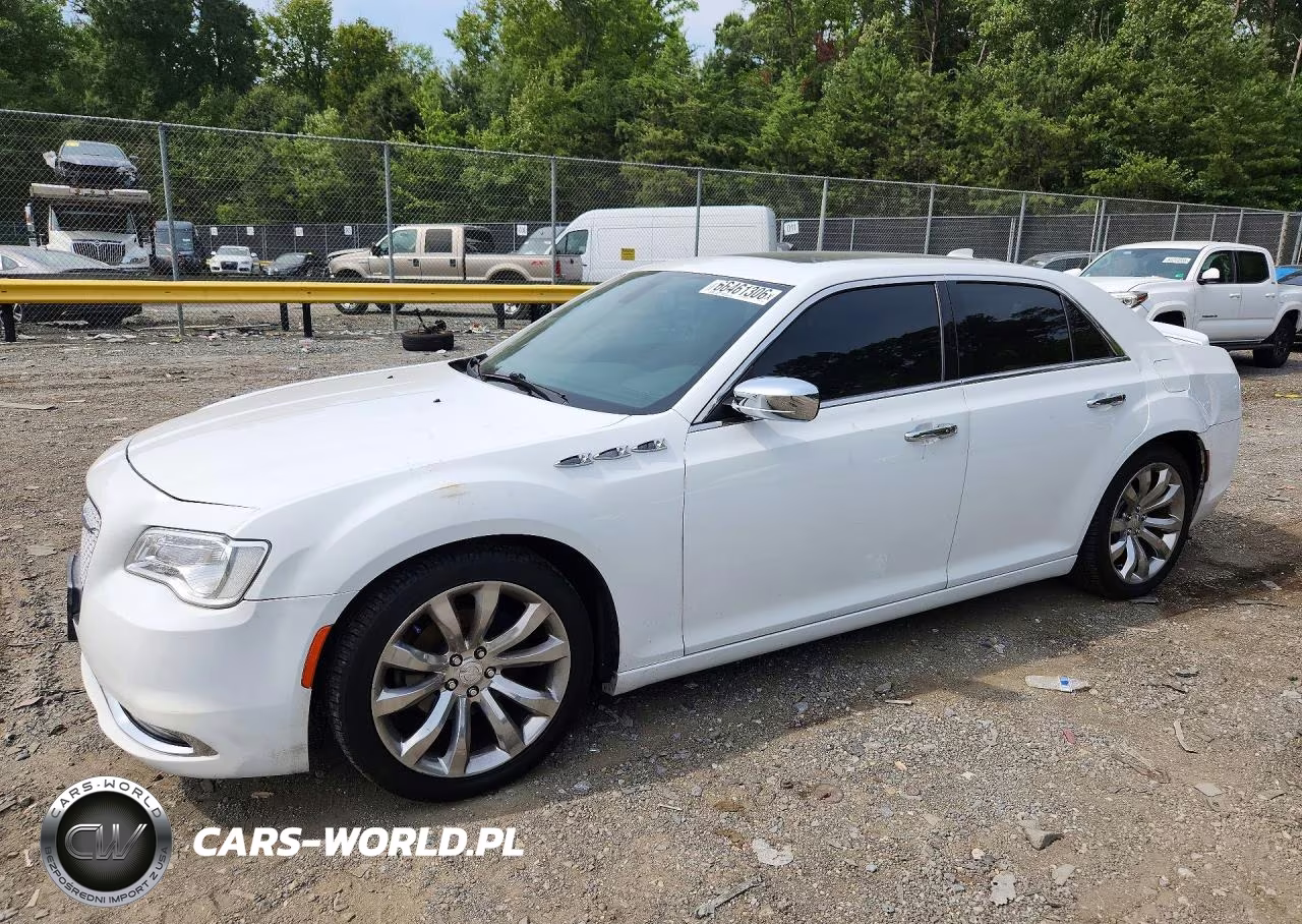 2018 Chrysler 300 Limited