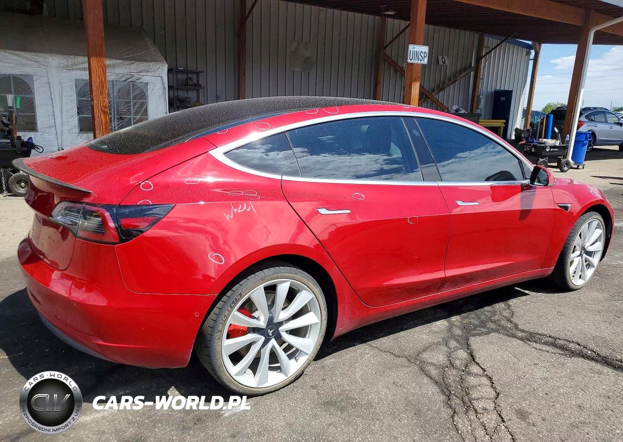2018 Tesla Model 3 VIN:5YJ3E1EB6JF083578 - 3