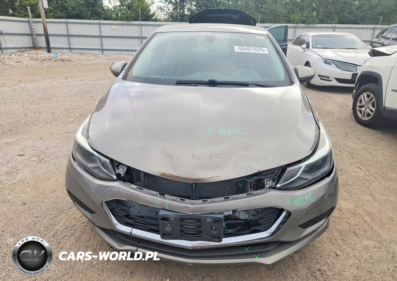 2017 Chevrolet Cruze Lt VIN:1G1BE5SM4H7246178 - 5