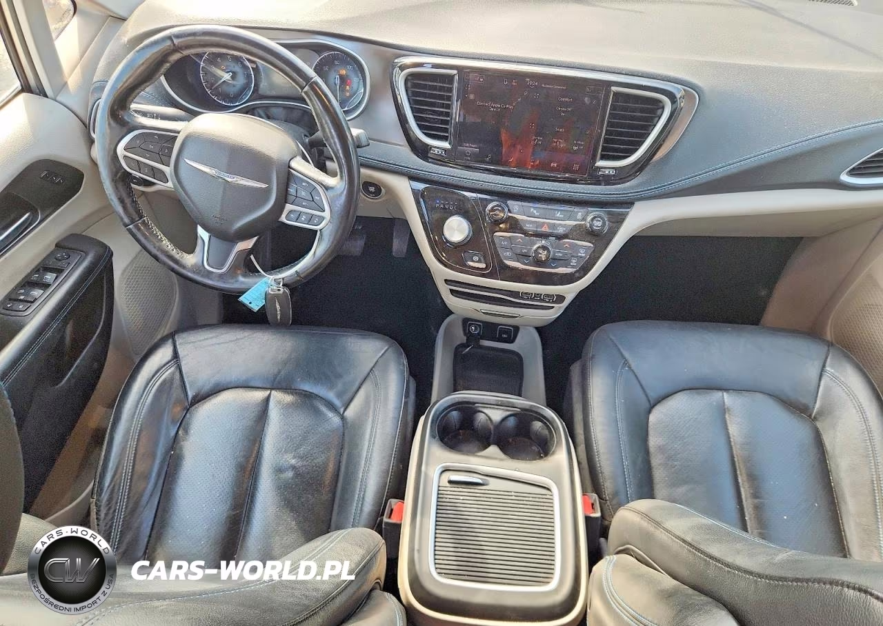 2021 Chrysler Pacifica Touring L VIN:2C4RC1BG0MR528762 - 8