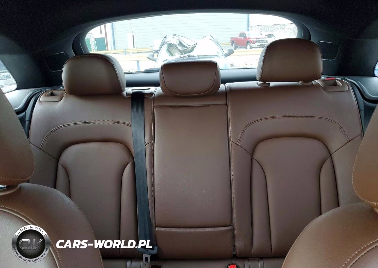 2018 Audi Q3 Premium VIN:WA1ECCFS7JR005470 - 10